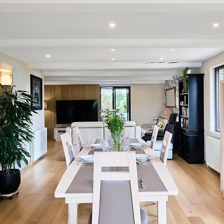 Villa Arcadia - Piscine - - Sauna - Cinema - Jeux D'arcades - Jeux Video - Bassin Naturel - Jardin *