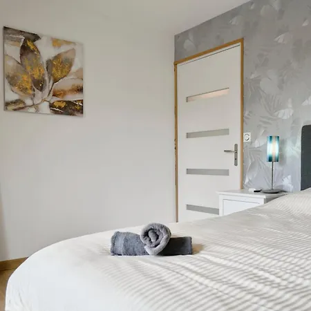 Villa Arcadia - Piscine - - Sauna - Cinema - Jeux D'arcades - Jeux Video - Bassin Naturel - Jardin *