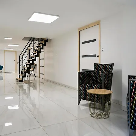 Arcadia - Piscine - - Sauna - Cinema - Jeux D'arcades - Jeux Video - Bassin Naturel - Jardin